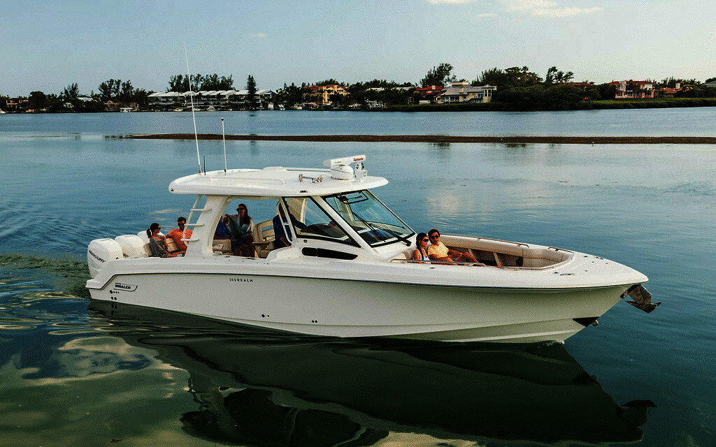 2020 Boston Whaler 350 Realm Full technical specifications, price